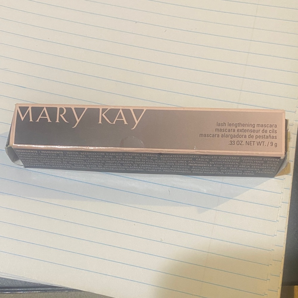 Mary Kay Lash Lengthening Mascara in Classic Black